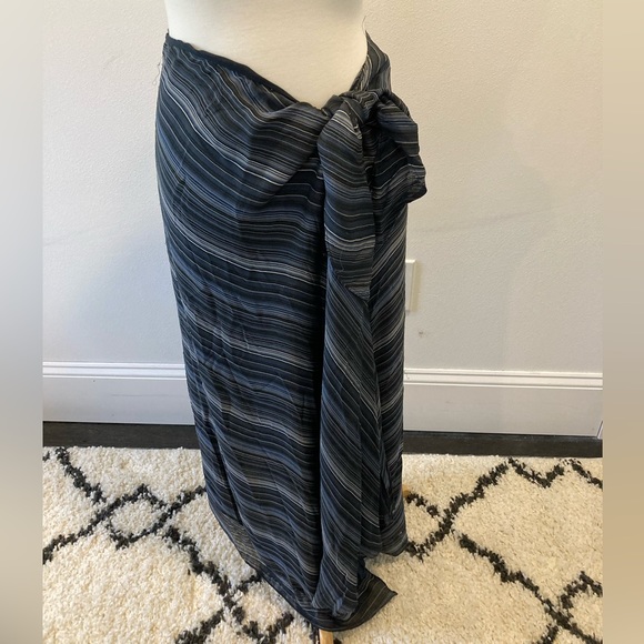 Ralph Lauren Side Tie Blue Stripe Skirt Size 8 - Picture 1 of 3